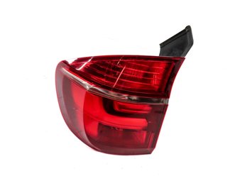2011-2013 BMW X5 X5M (E70) LEFT DRIVER REAR OUTER TAILLIGHT BRAKE LIGHT LAMP — exact item pictured